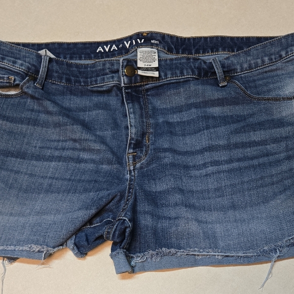 Ava & Viv Dark Blue Frayed Denim Shorts - Picture 1 of 4